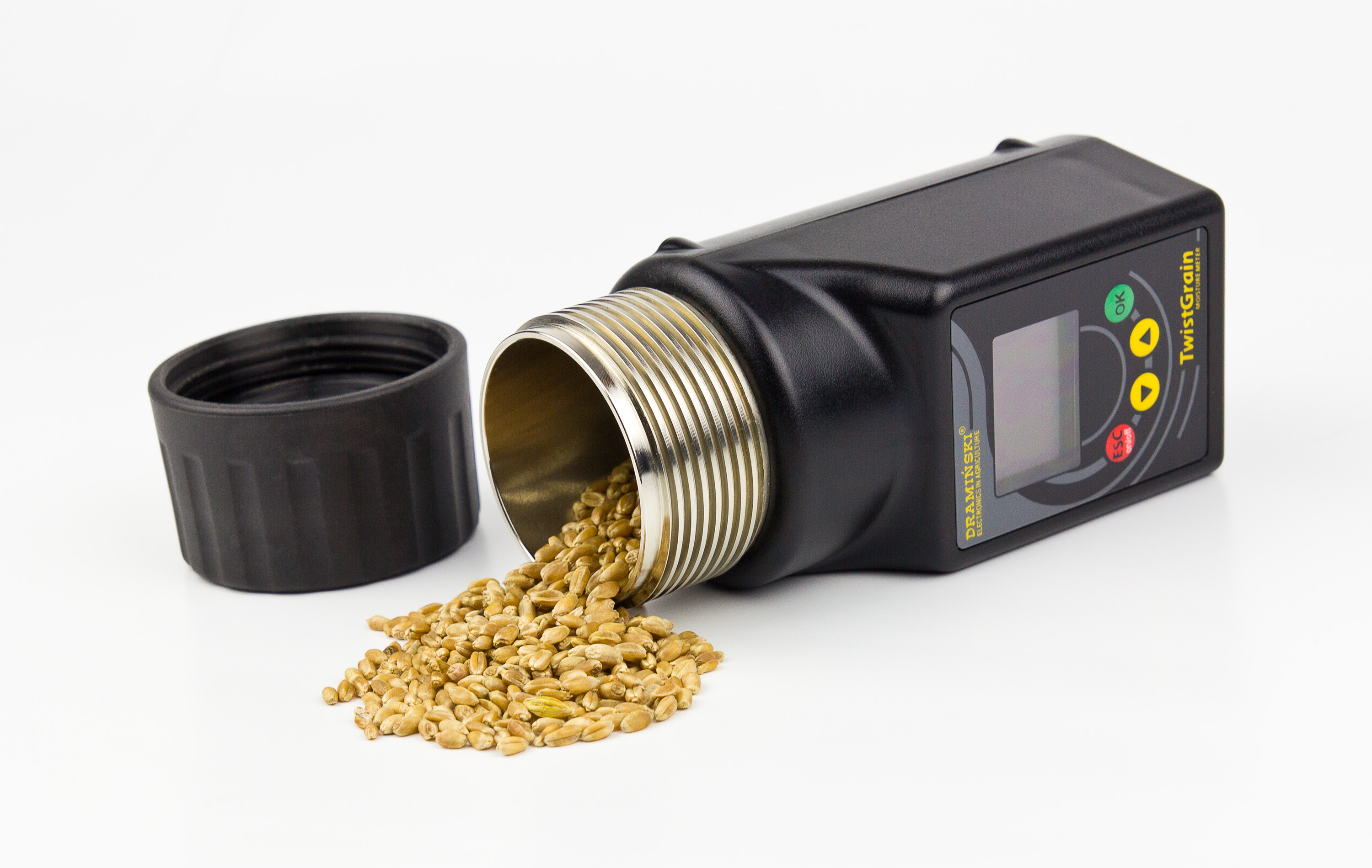Dramniski grain moisture meters with a jug in store