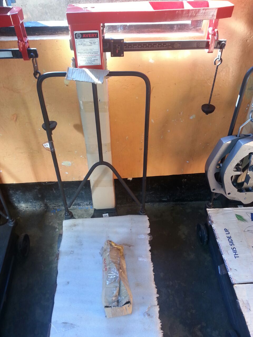 Mechanical Avery Floor Balance with Exceptional Accuracy