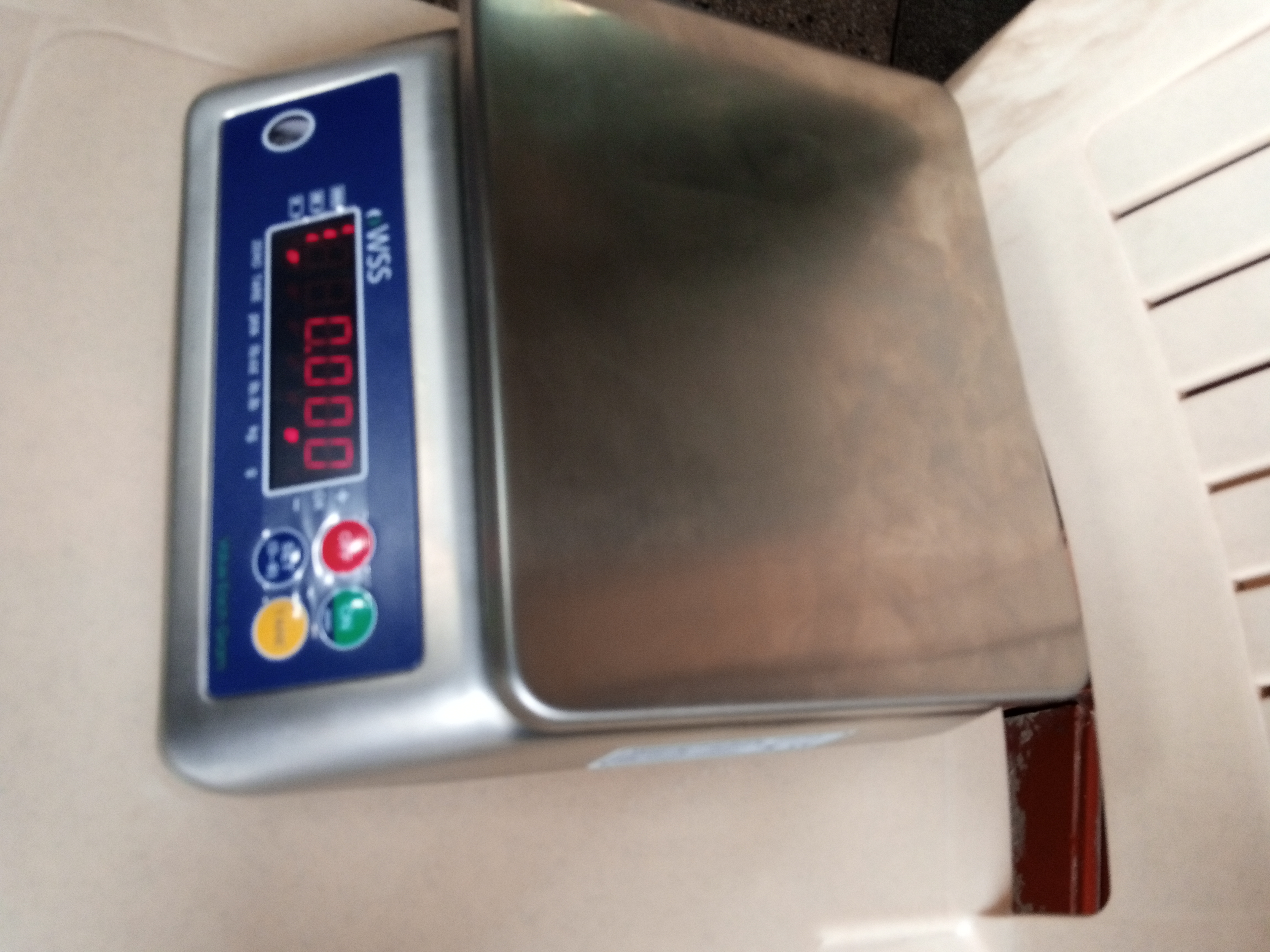 Top Mistakes to Avoid When Buying Waterproof Scales