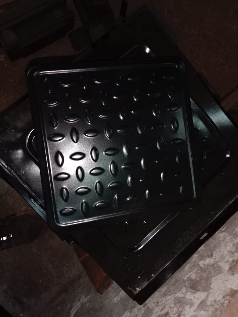 checkered-plate floor weighing scales remain the gold standard for industrial safety