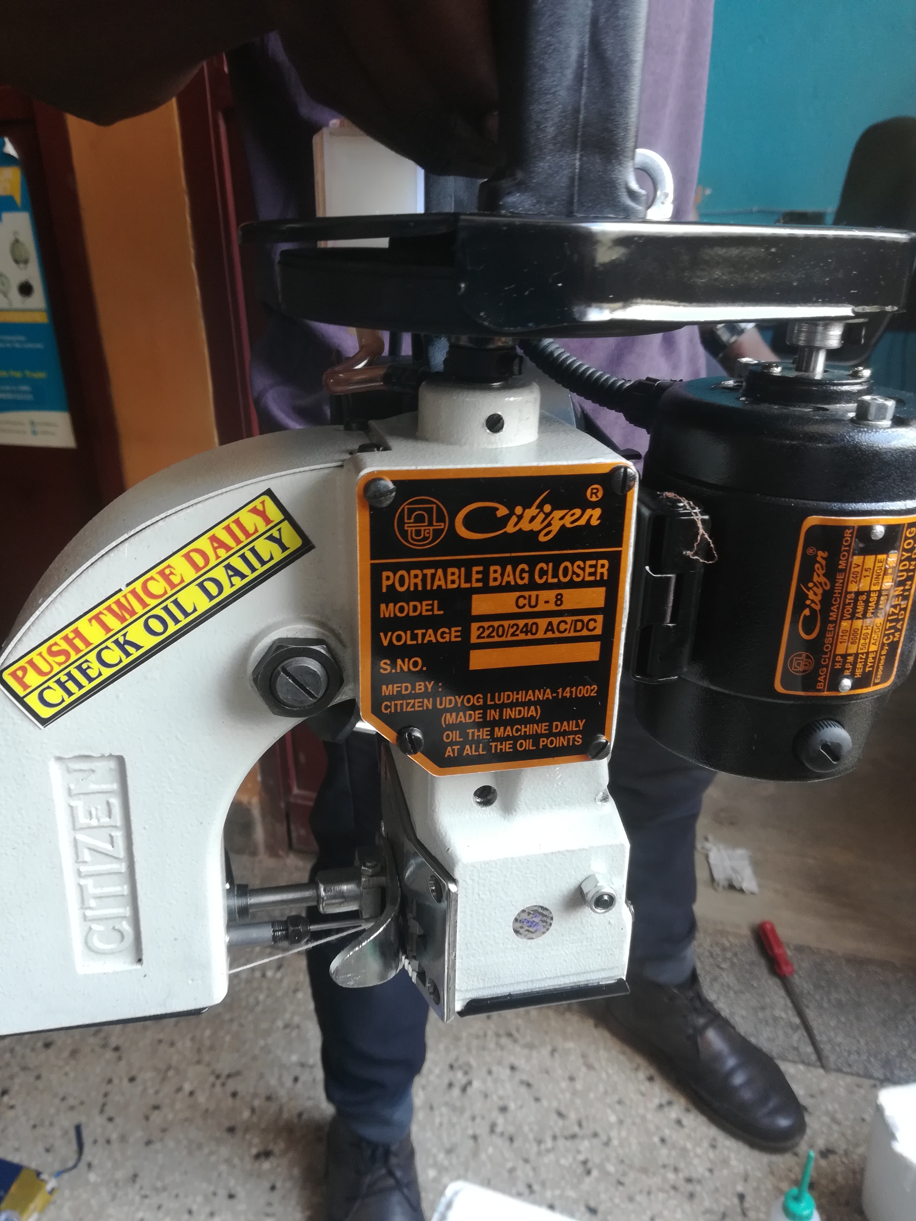 Handheld Sewing Machine