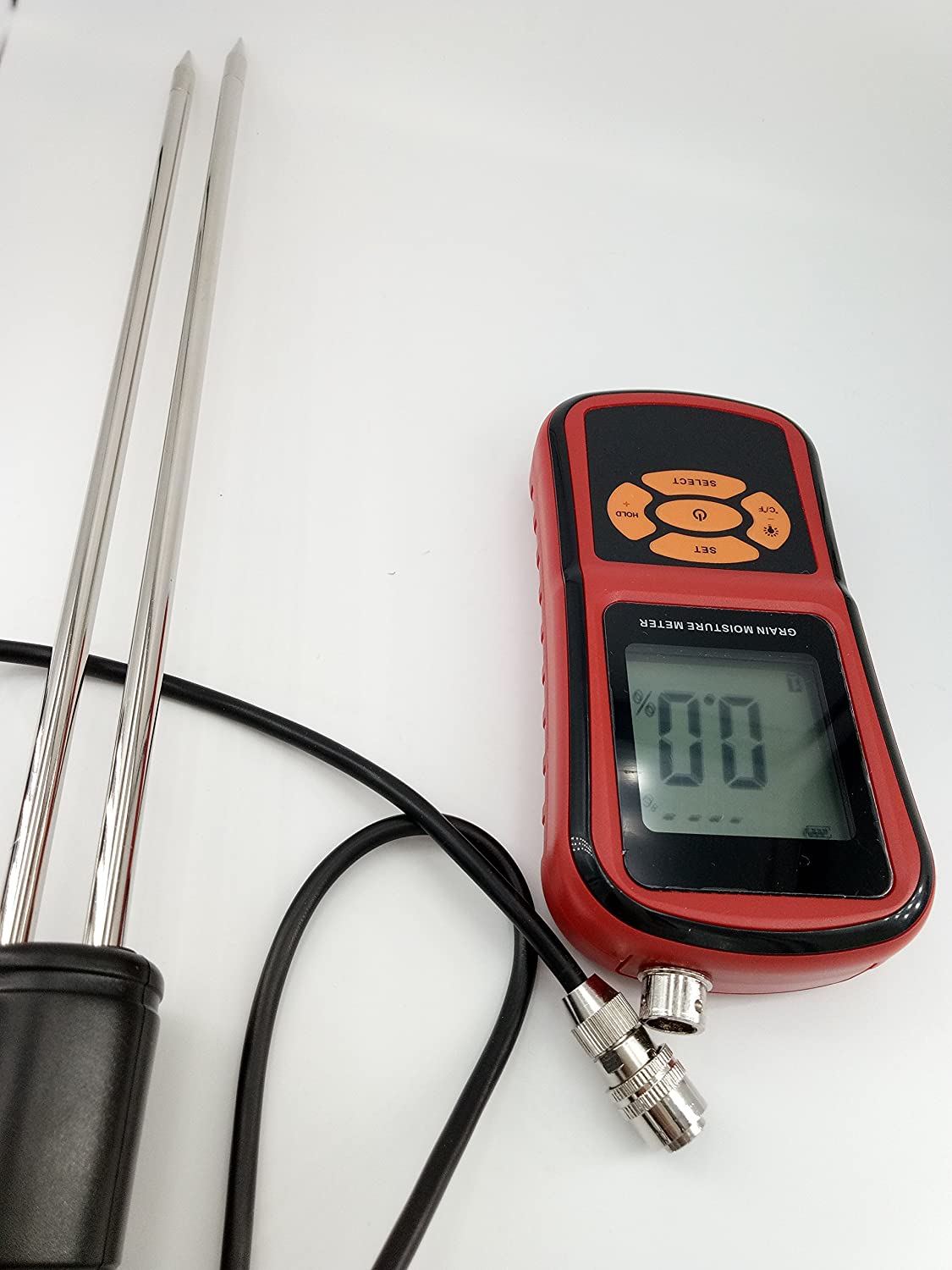 Digital meter that offers both high-temperature (hot) capabilities and 0.1% accuracy