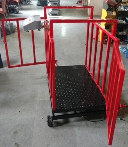 animal weighing scale with bottom protect plates