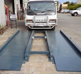 moveable weighbridge with capacity of up to 50 tons from supplier shop industrial area
