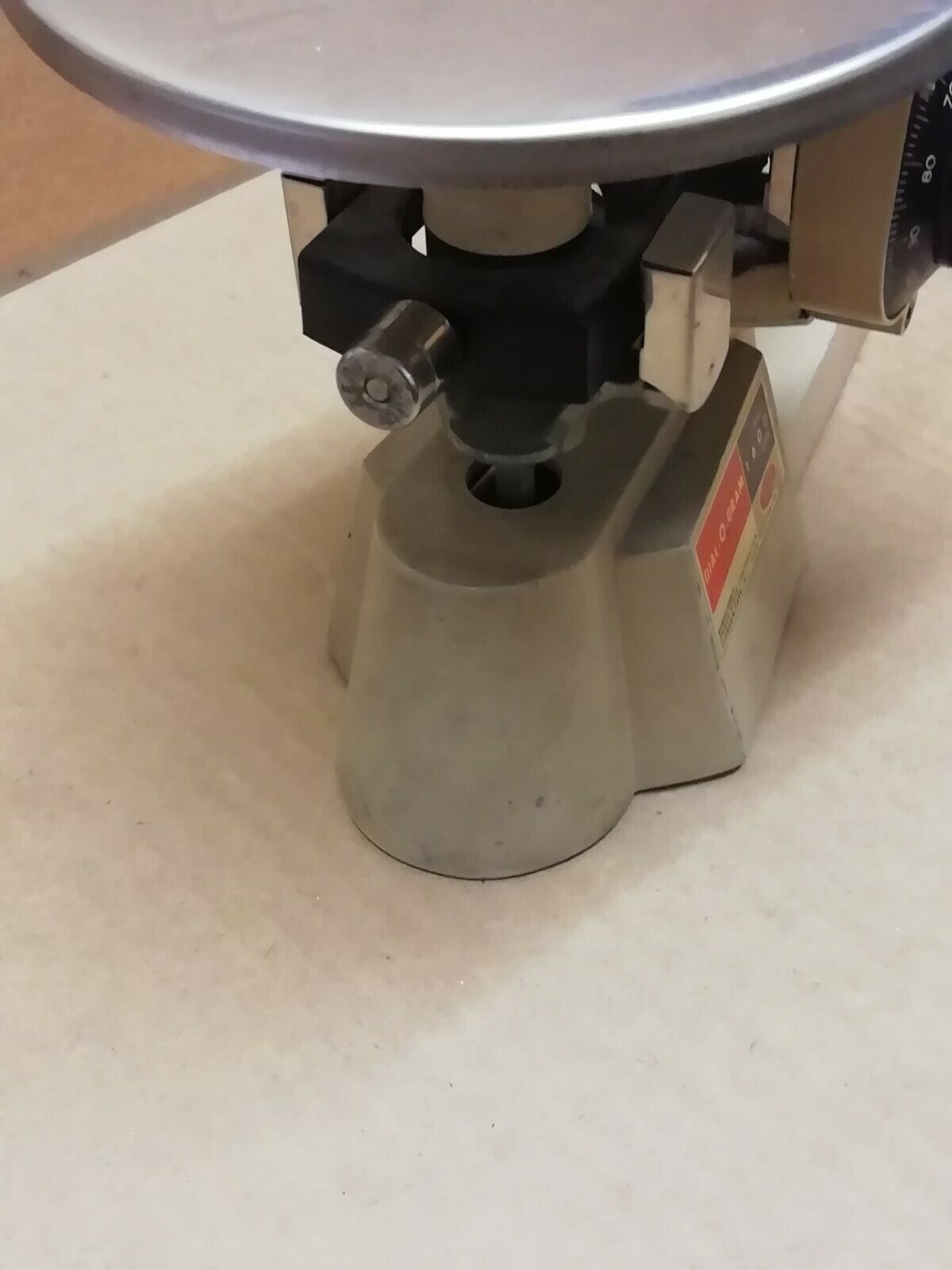 Mechanical Scales, Weight Scales, or Weighing Scale