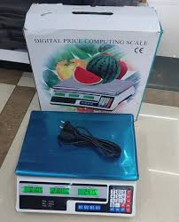 Price scale with rechargeable battery