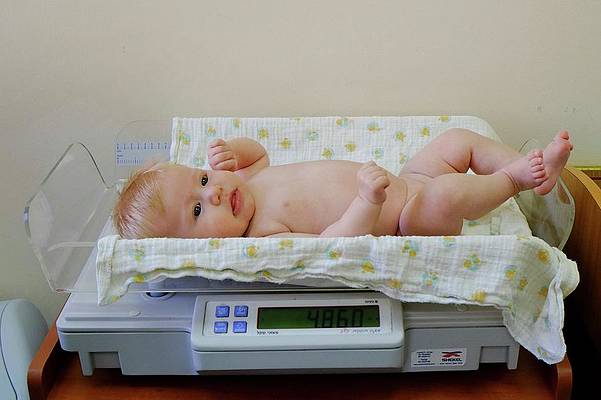 Best baby weighing scales in Kampala
