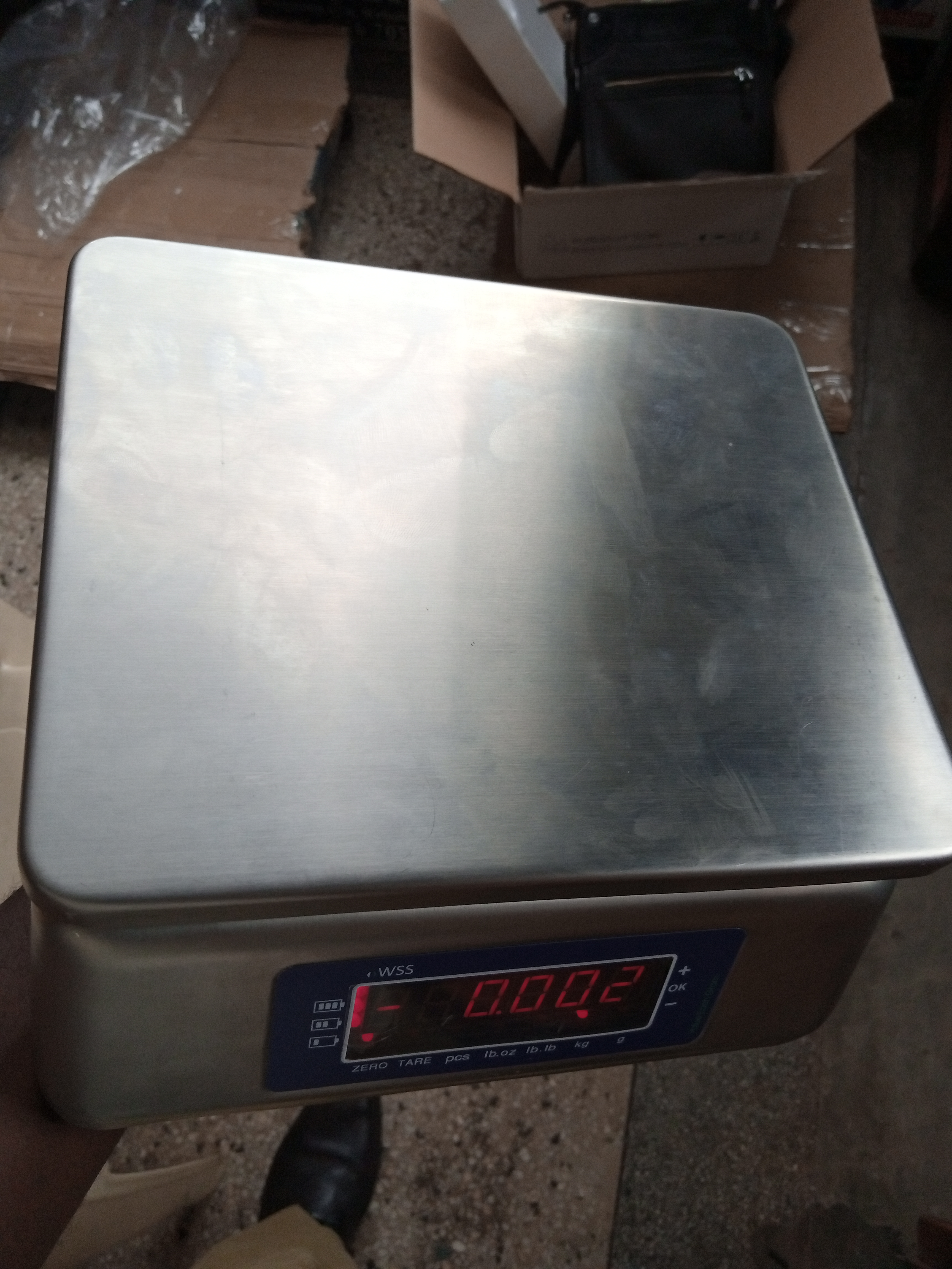 Buy on line waterproof scales from Accurate scales Wandegeya
