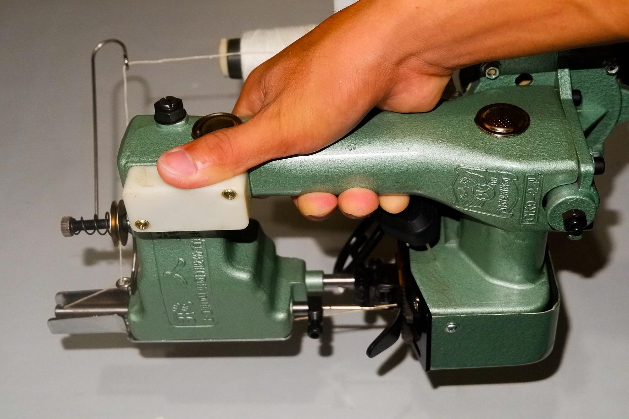 Portable Stitcher for Polypropylene, Flour, and Rice Sacks