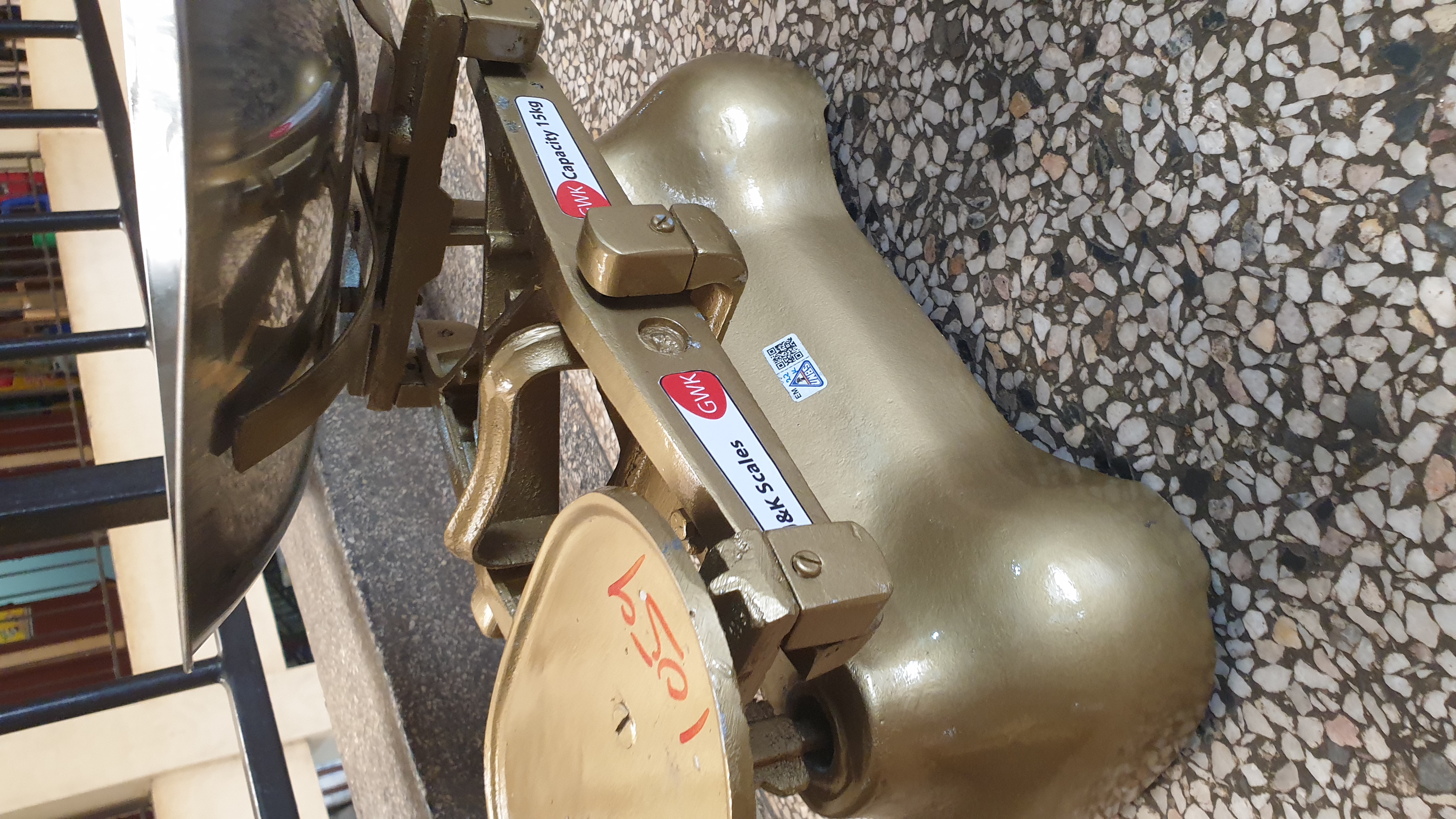 Big Stainless Steel Tray Counter Mechanical Type Balance - Counter-Manual-Balance weighing scale available in Kampala, Uganda