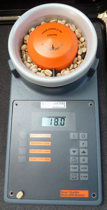 Good quality moisture meter to measure moisture content