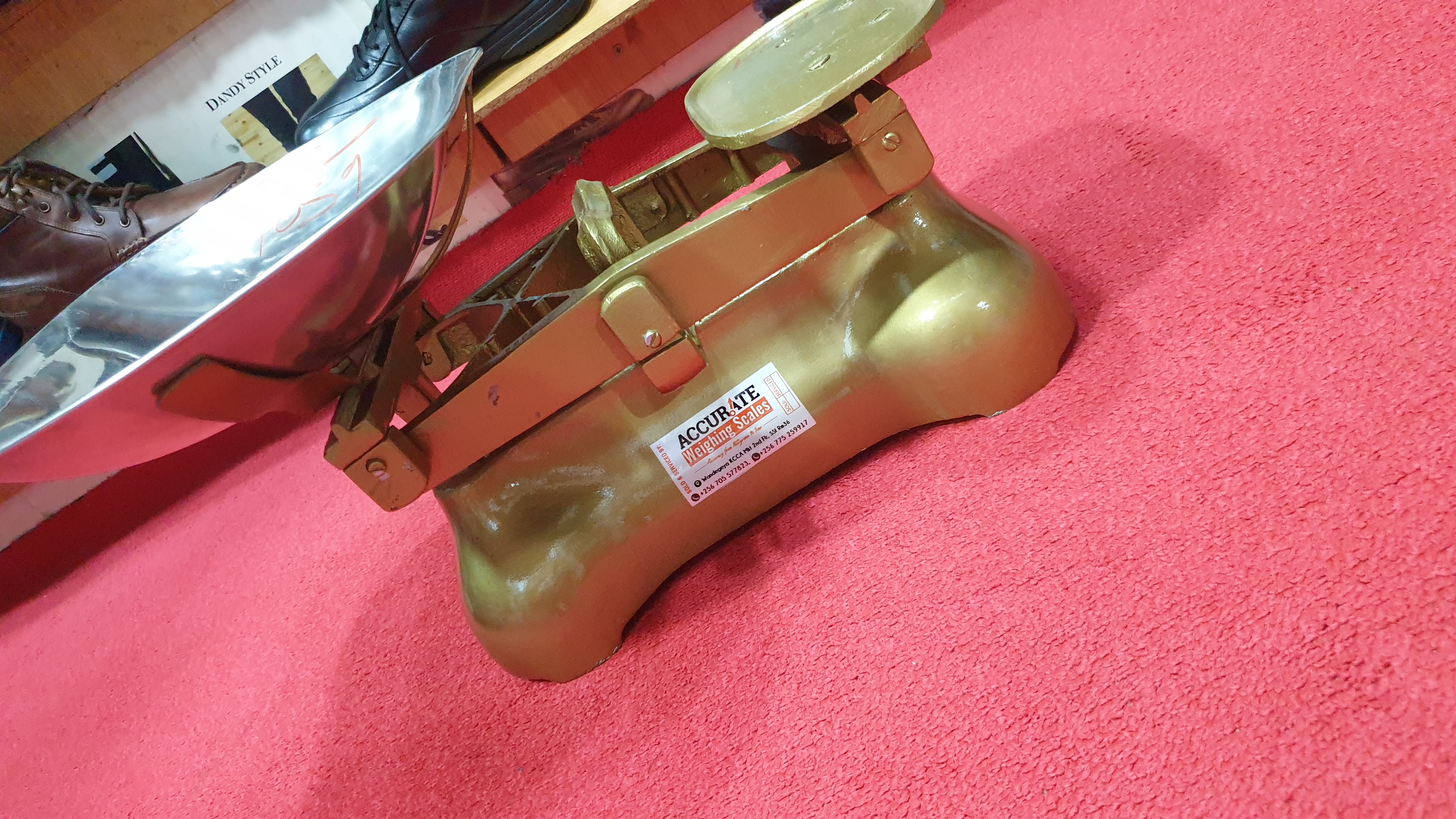 Mechanical Balance Scale with 5g, 10g, 50g, 100g, 200g Weights - Counter-Manual-Balance weighing scale available in Kampala, Uganda