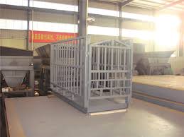 Double and single livestock weighing scales