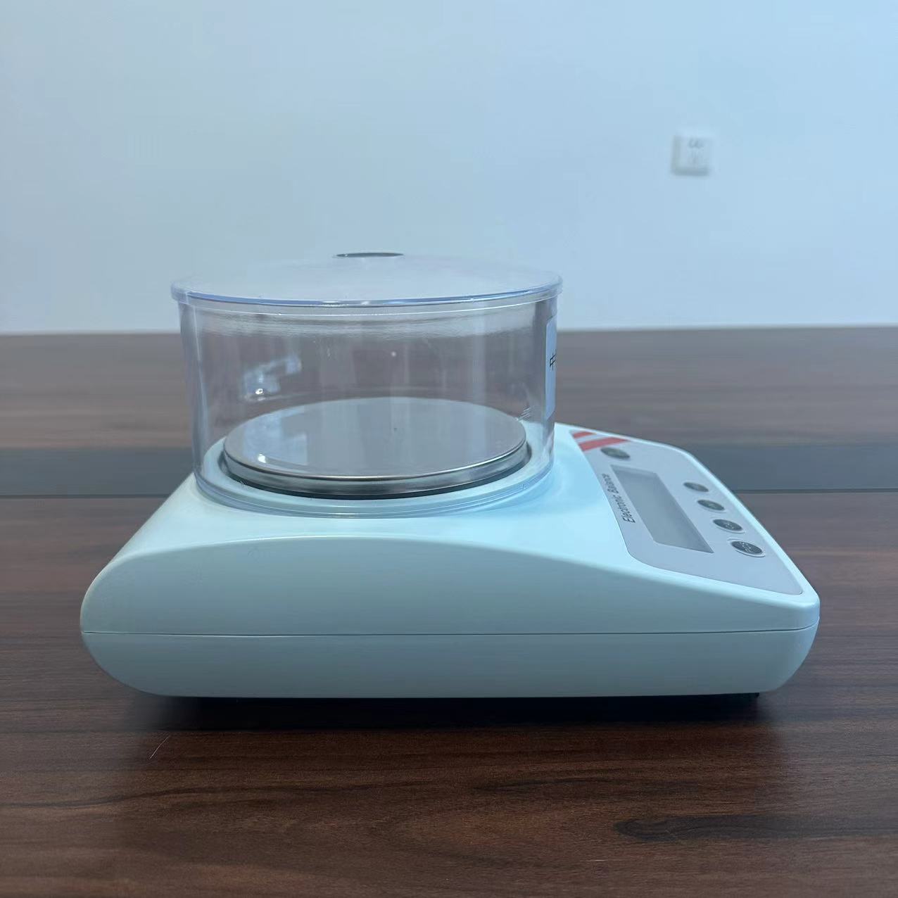 Weighing Electric Analytical Balance - view 2